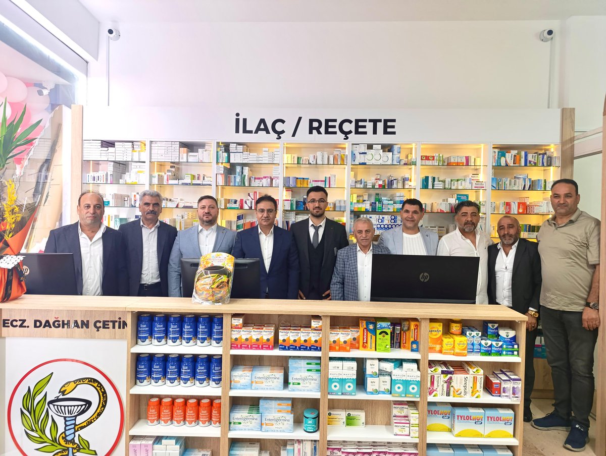 T.C. Sancaktepe Kaymakamlığı (@tc_sancaktepe) on Twitter photo Kaymakamımız <a href="/naifyavuz/">Naif Yavuz</a>, İlçemizde hizmet vermeye başlayan “Dağhan Eczanesi” adlı işletmenin açılış programına katıldı.
Açılış kurdelesini keserek işletme sahibi Ecz. Dağhan Çetin’e hayırlı olsun dileklerini ileten Kaymakam Naif Yavuz, sağlık hizmetlerinin vatandaşlara Kaymakamımız <a href="/naifyavuz/">Naif Yavuz</a>, İlçemizde hizmet vermeye başlayan “Dağhan Eczanesi” adlı işletmenin açılış programına katıldı.
Açılış kurdelesini keserek işletme sahibi Ecz. Dağhan Çetin’e hayırlı olsun dileklerini ileten Kaymakam Naif Yavuz, sağlık hizmetlerinin vatandaşlara