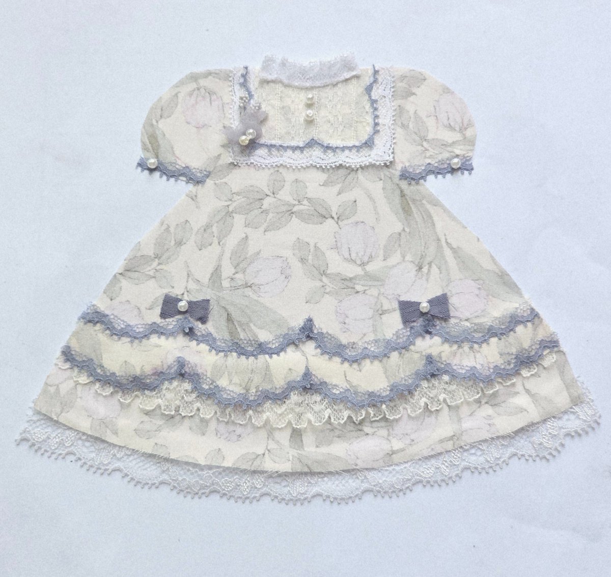 보라색을 넘 좋아해서 
YoSD 드레스 하나 더 작업하고
SD로 넘어갈게요.