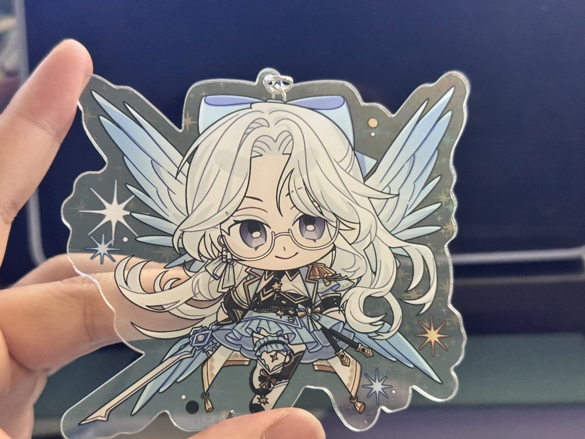 여러분 제 마비노기 자캐 커미션으로 뽑은 아크릴 스탠드와 키링을 봐주세요 ㅠㅠㅠㅠ 이 세상 아름다움이 아니야 진짜 두분 다 캐릭터 특징 너무 잘 살려주시고 내 취향에다가 아크릴도 너무 이쁘게 뽑아줘서 진짜 눈물나... 감동이야 ㅠ 

ⓒNANA님, 늘늘님
#동네공작소 #아크릴_굿즈