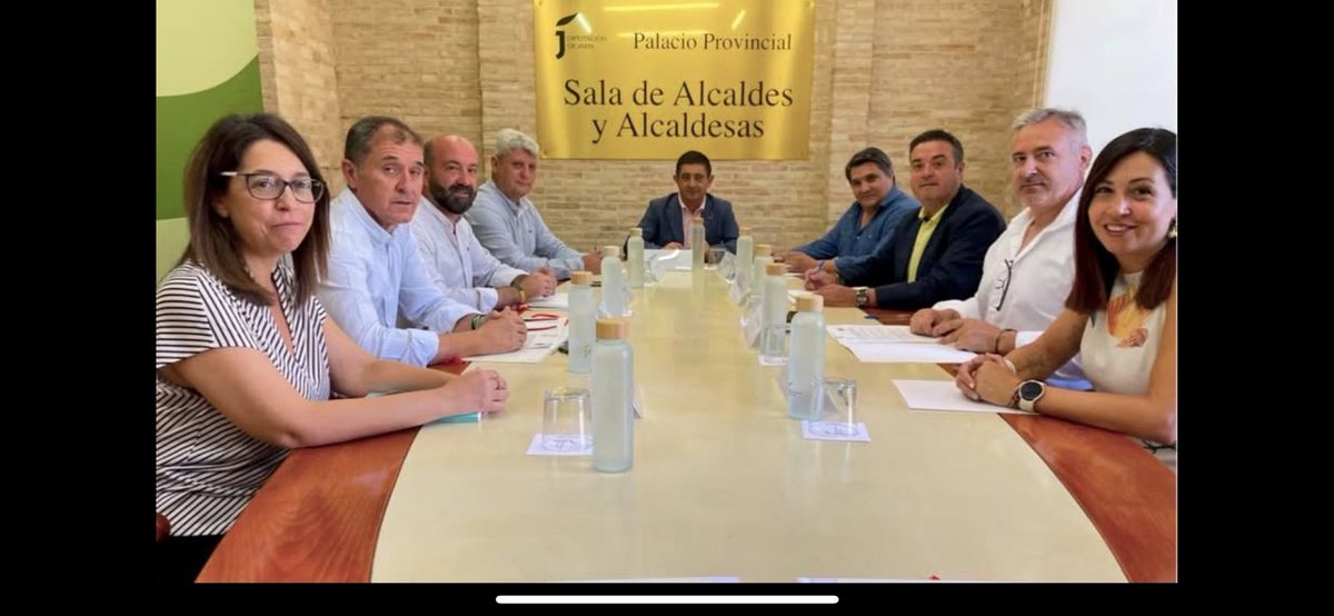 🗣 GDR PRODECAN y <a href="/dipujaen/">Diputación de Jaén</a> siguen apostando por la gestión y dinamización cultural y deportiva en los municipios de la Campiña Norte de Jaén, con la firma de un nuevo Convenio para 2025. 🧒🏻👨🏼‍🦰👶👧 ¡Mejorando la calidad de vida de nuestra comarca!