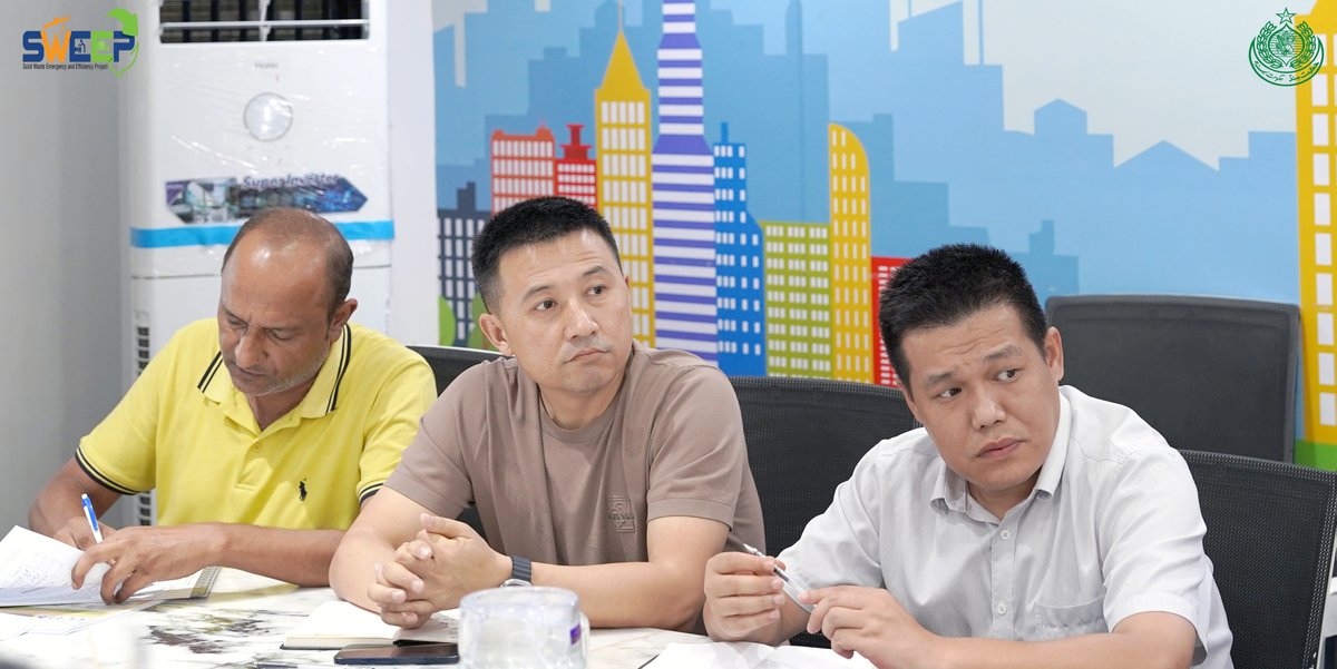 📍On July 24, 2025, PIU #SWEEP held a progress review meeting with supervision consultants &amp; contractors.

🗂️ Updates on #GTS &amp; #landfill site works were shared, challenges discussed, and steps agreed to boost implementation &amp; coordination.

#UrbanDevelopment  #Wastemanagement