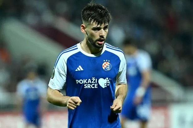 CroatiaFooty's tweet photo. Marko Bulat is one step away from Raków Częstochowa!

The deal could even be done before the end of the day. [24sata]

#Raków #Bulat #Dinamo https://t.co/HL0dRdiNUc