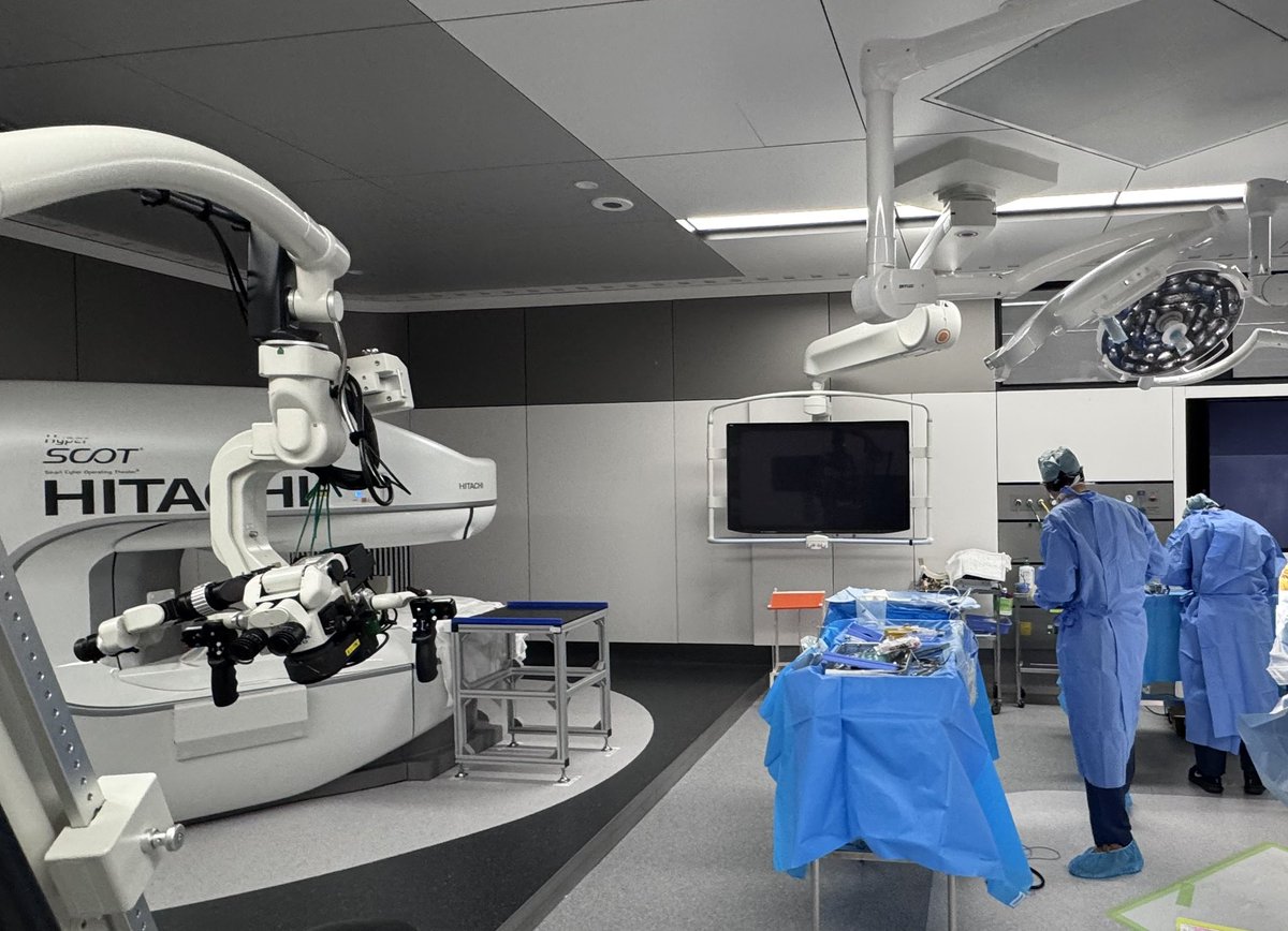 SHorisawa21's tweet image. We’ve launched the world’s first clinical trial that questions conventional wisdom in functional neurosurgery.
When no one else stepped forward, I knew I had to.
両手の振戦を一度に治療する世界初の臨床試験を開始しました。
#essential #tremor #thalamotomy #bilateral #本態性振戦