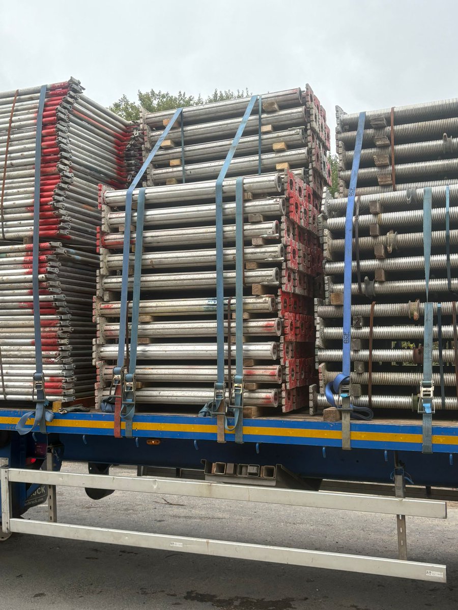 FormworkDirect's tweet image. Another busy week here! GASS kits, props & more flying out to sites across the UK. Big or small jobs, we’ve got you covered.
Need equipment fast? Hire or buy from the formwork experts:
formworkdirect.co.uk
#formwork #GASS #construction #hire #sale