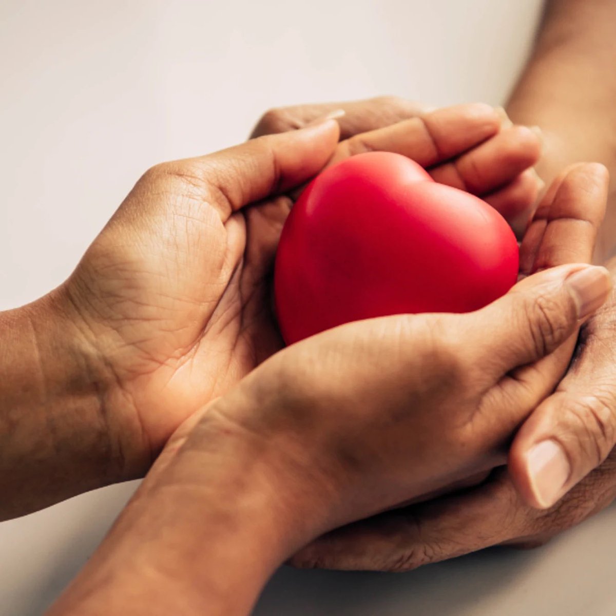 August 1st is #MinorityDonorAwarenessDay highlights the need, especially among minorities, for more organ, eye, and tissue donors.

“Minorities make up 57% of those on the organ waiting list.”

Lives Need Saving!
<a href="/DonateLife/">Donate Life America</a>