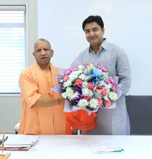 BJP4Abhijeet's tweet photo. आज जन्मदिन से एक दिन पहले उत्तर प्रदेश के यशस्वी मुख्यमंत्री @myogiadityanath जी महाराज का आशीर्वाद प्राप्त हुआ।

@BJP4India @narendramodi @AmitShah @JPNadda @BJP4UP https://t.co/raIZDFJkxD
