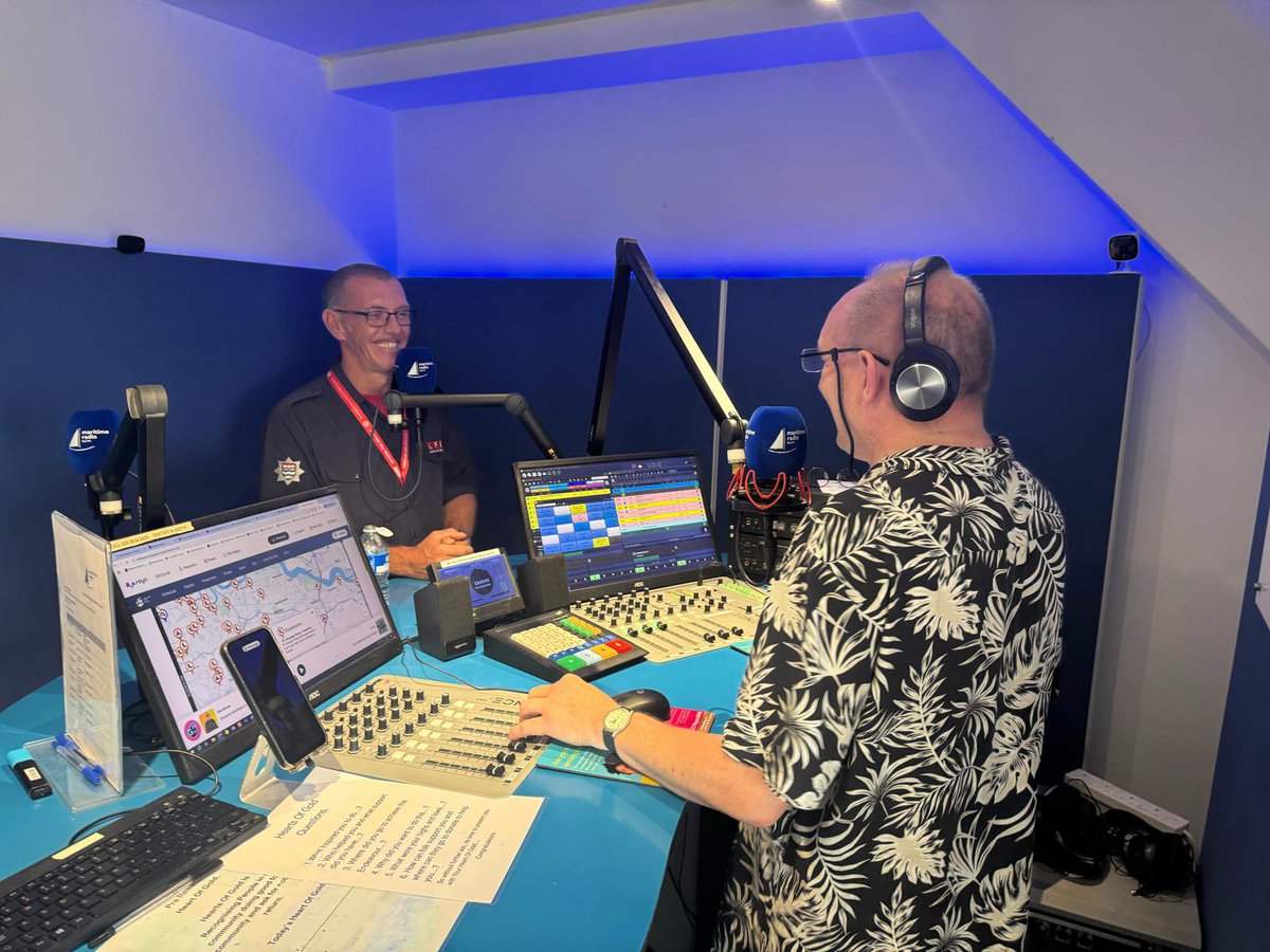 LFB Bexley (@bexleyfire) on Twitter photo LFF Martin Cuthbert from Sidcup Green Watch proudly received the ‘Heart of Gold’ award from <a href="/maritimeLDN/">Maritime Radio</a> yesterday. Martin won this award for all the charity work he has been doing in the Borough! 💛 LFF Martin Cuthbert from Sidcup Green Watch proudly received the ‘Heart of Gold’ award from <a href="/maritimeLDN/">Maritime Radio</a> yesterday. Martin won this award for all the charity work he has been doing in the Borough! 💛