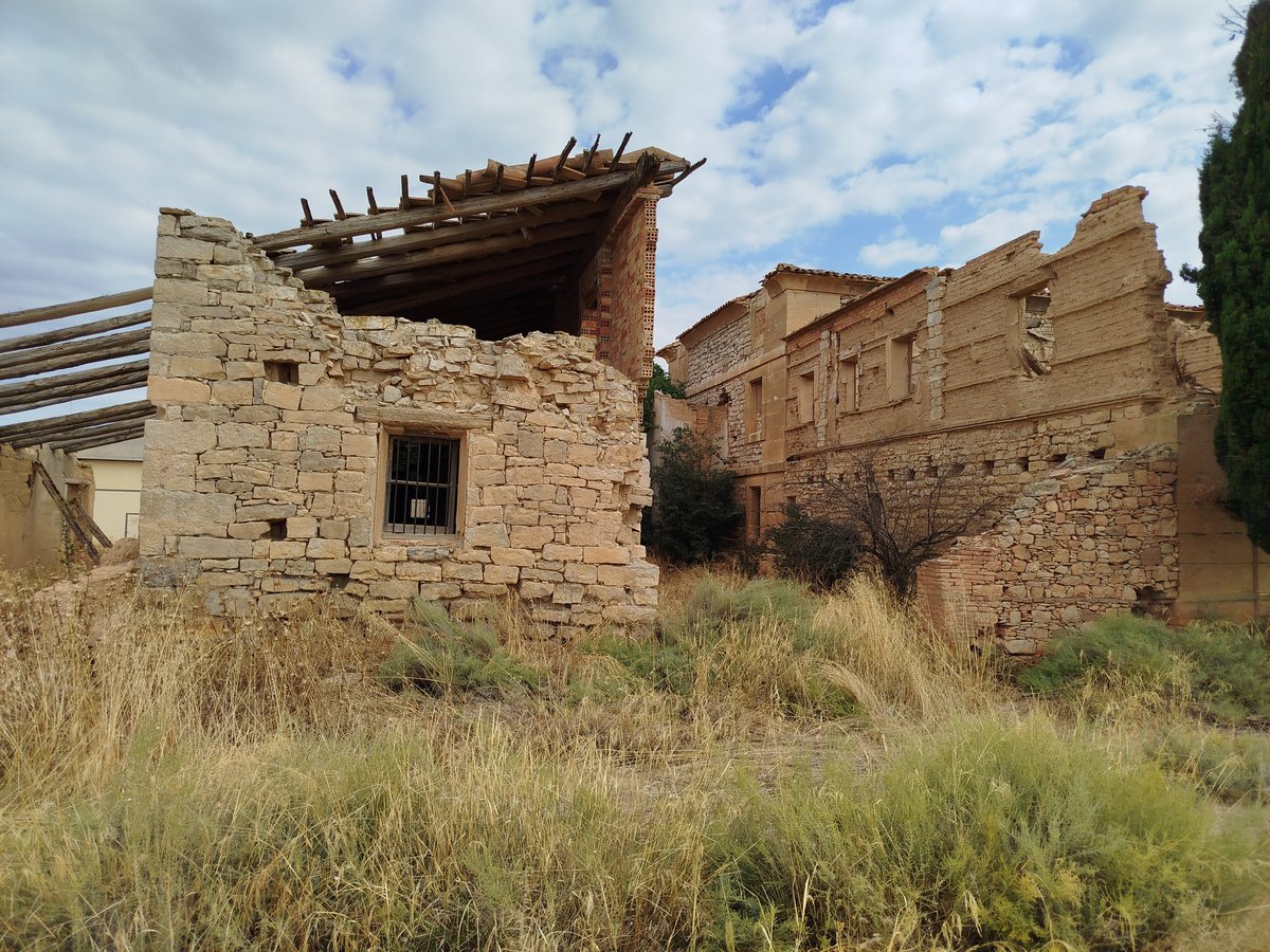 Des de el 2017 que en reclamem una solució i una intervenció pública per salvar-la. Malgrat compromisos, acords, compres fallides, falses promeses i mentides, 8 anys després encara no hi ha entrat cap paleta.
