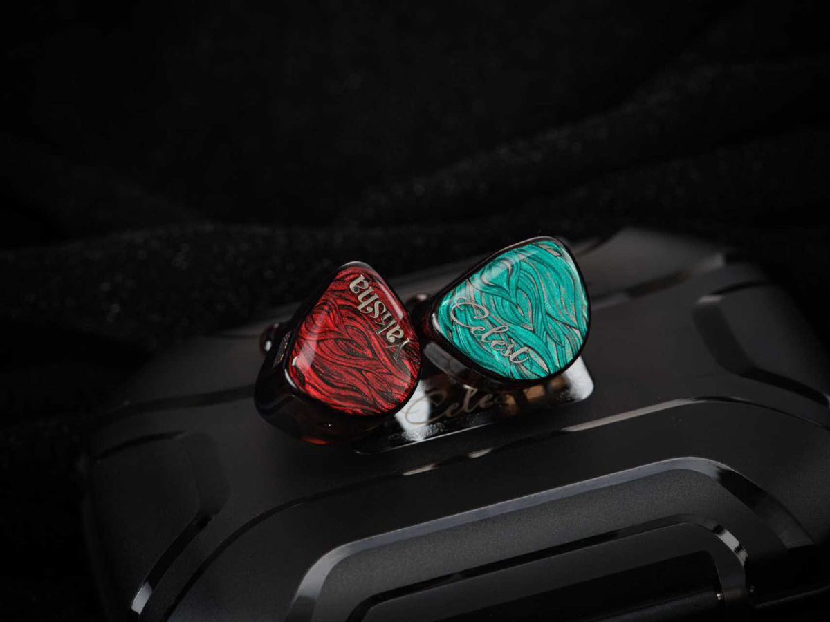 celestaudioLSR's tweet image. Yakshaは、2DD+ 1BA+1平面磁界ドライバー構成による力強くエネルギッシュなサウンドを届けてくれます。豊かでインパクトがあり、細部までしっかり表現。ポップスや日常
リスニングにぴったりな仕上がり。価格帯の中では間違いなく際立った存在です。
#Celest #Yaksha #HiFi #IEM