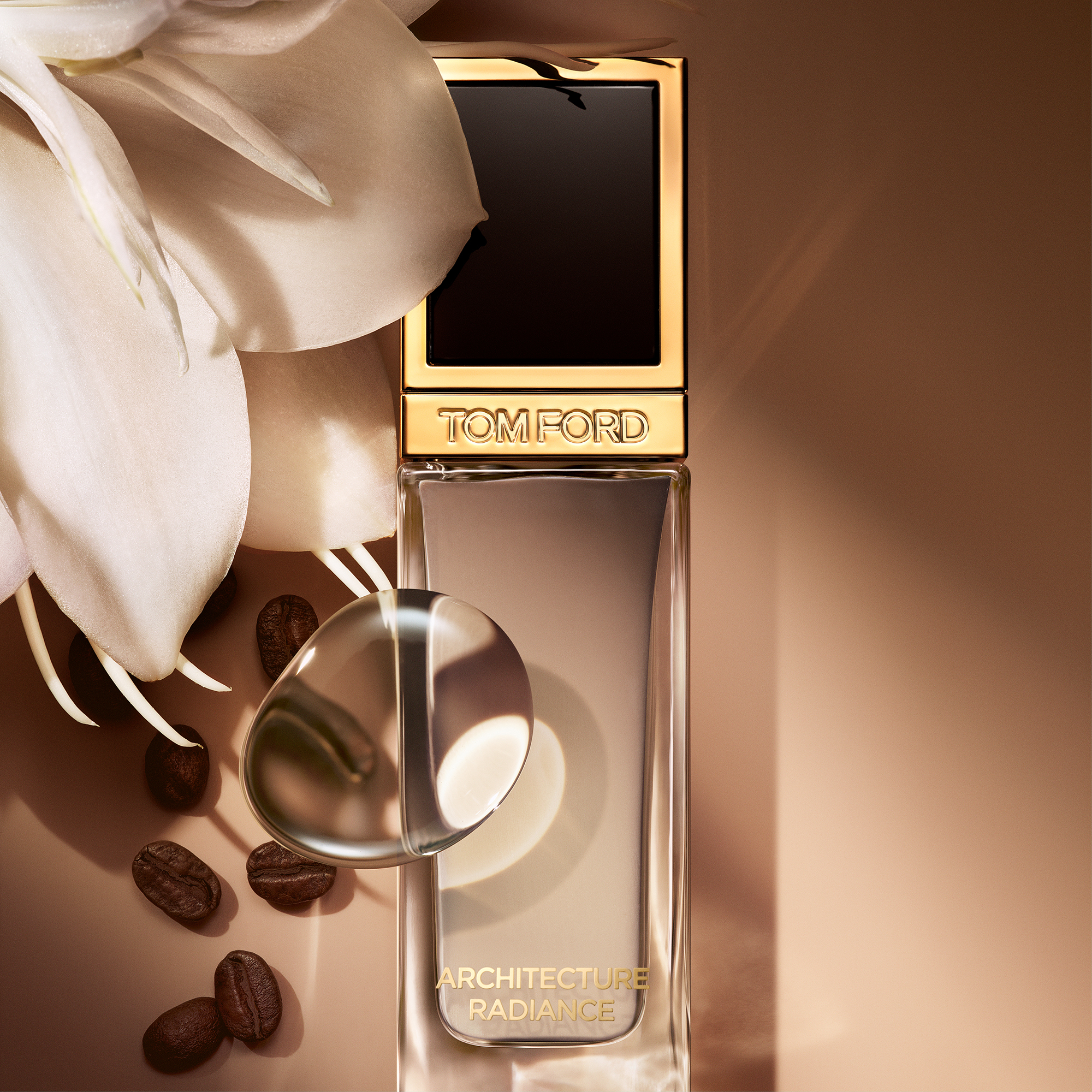 TOM FORD ラディアンス リキッドファンデーション 30ml シェイド アンド イルミネイト ソフト ラディアンス
