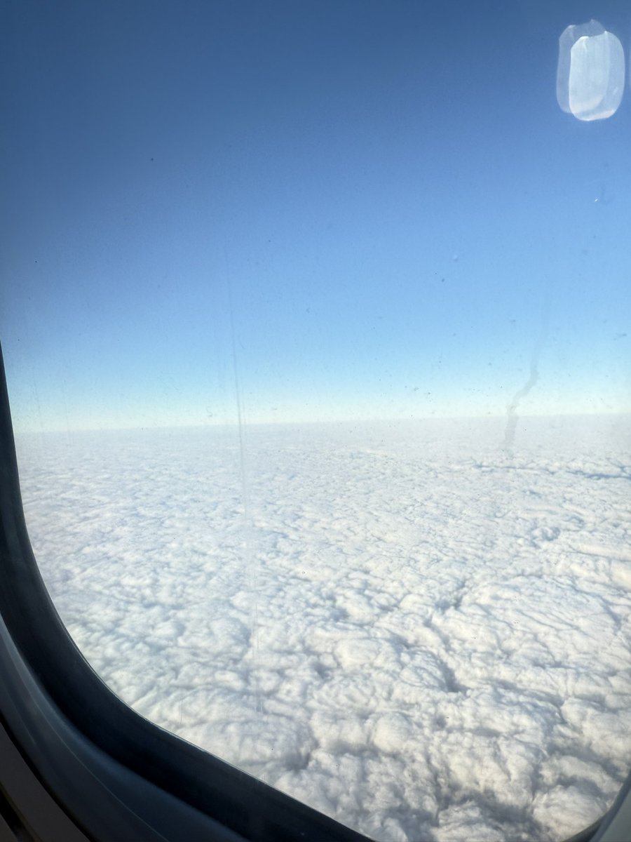 Hello from the skies of the motherland, Africa 🤎😀