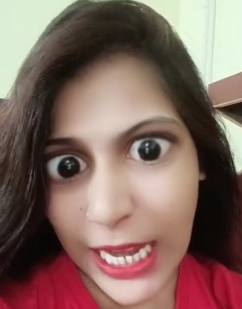 इन आँखो की मस्ती के मस्ताने हजारों है।