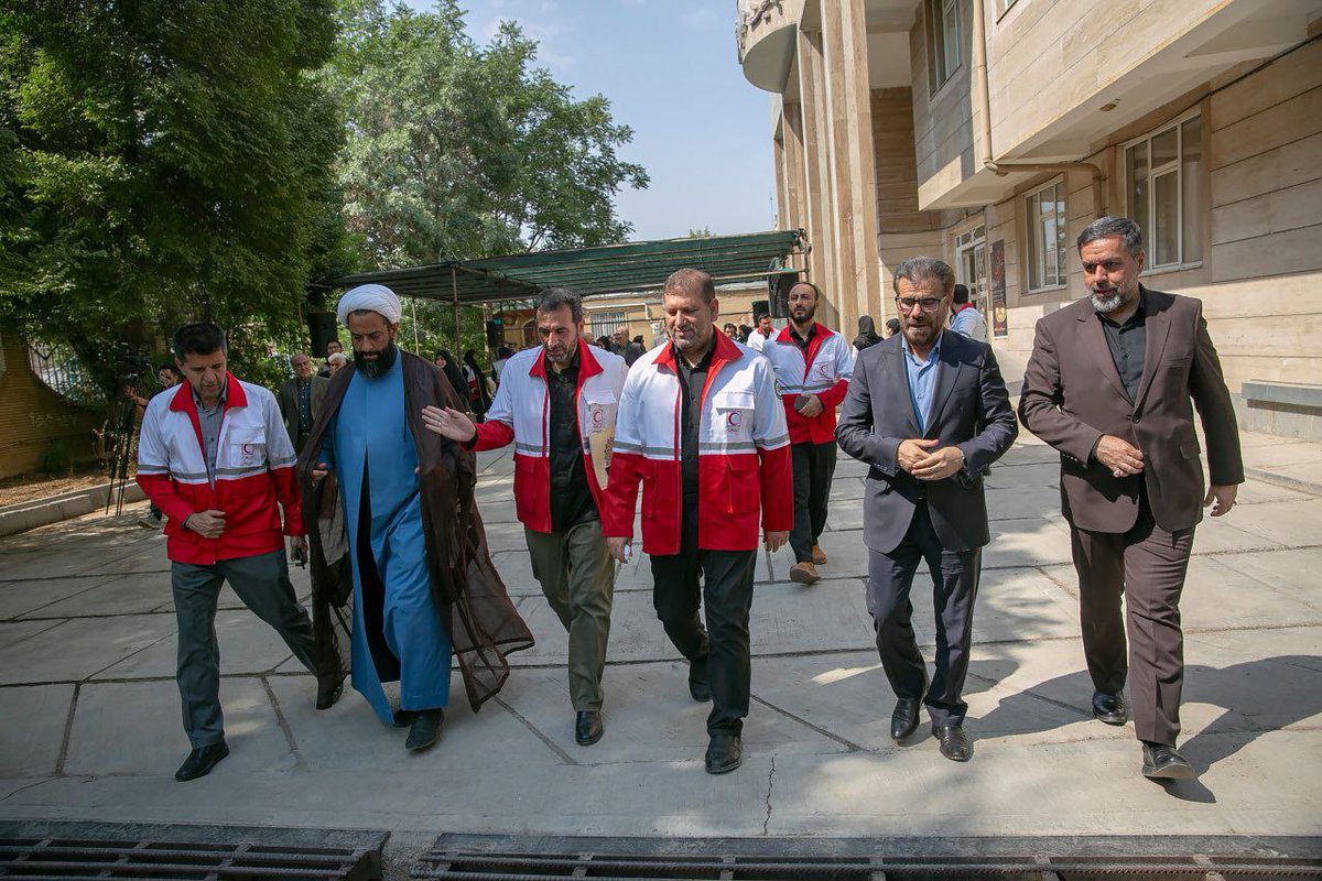 KermanshahRcs's tweet photo. 📷از لنز دوربین | روایت تصویری افتتاح داروخانه جمعیت هلال‌احمر کرمانشاه

#گزارش_تصویری۲
#دکتر_یگانه
#داروخانه https://t.co/zEegOIYv10