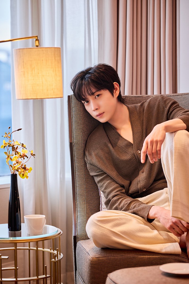 kimyoungdae_th's tweet photo. 2025 KIM YOUNGDAE FAN MEETING in SEOUL 

~𝐃𝐄𝐀𝐑 𝐌𝐘 𝐀𝐔𝐓𝐔𝐌𝐍 𝐘𝐎𝐔𝐍𝐆~ 

📅 October 18, 2025 (Sat)
🧡 122,000 เยน - 187,000 เยน

🖇️ : https://t.co/iL5BlGQUTG 

#คิมยองแด #KimYoungDae #김영대 #キムヨンデ #金永大 https://t.co/STDamXJoq0