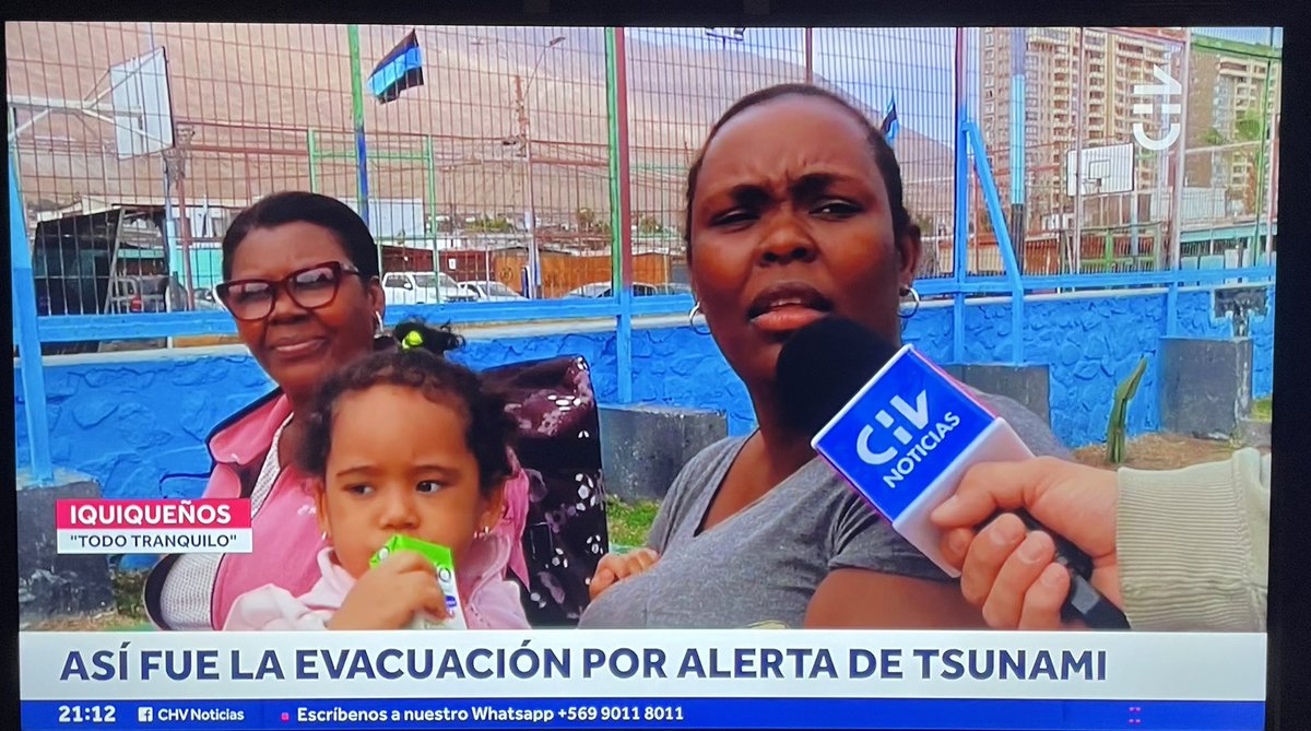 🇨🇱 Que tal falta de respeto departe de <a href="/CHVNoticitas_cl/">ChilevisiónNoticias</a> EN PRESENTAR a estos seres como 'IQUIQUEÑOS" el único pueblo que se levantó contra la nefasta Inmigración caribeña que destruyó todo el norte de chile..