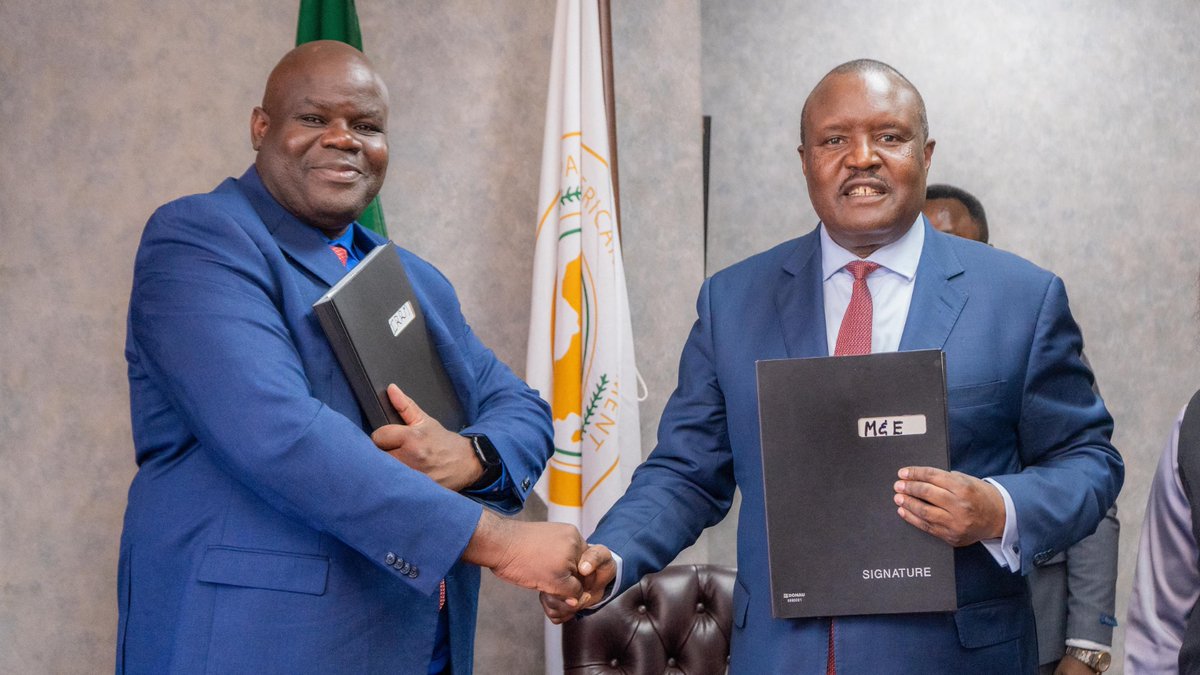 Afrobarometer (@afrobarometer) on Twitter photo Afrobarometer signs three-year memorandum of understanding with Pan-African Parliament (<a href="/AfrikParliament/">Pan-African Parliament</a>) to promote evidence-based policy making.
Head over to our website to read more: tinyurl.com/5dfjhpcb
#VoicesAfrica Afrobarometer signs three-year memorandum of understanding with Pan-African Parliament (<a href="/AfrikParliament/">Pan-African Parliament</a>) to promote evidence-based policy making.
Head over to our website to read more: tinyurl.com/5dfjhpcb
#VoicesAfrica