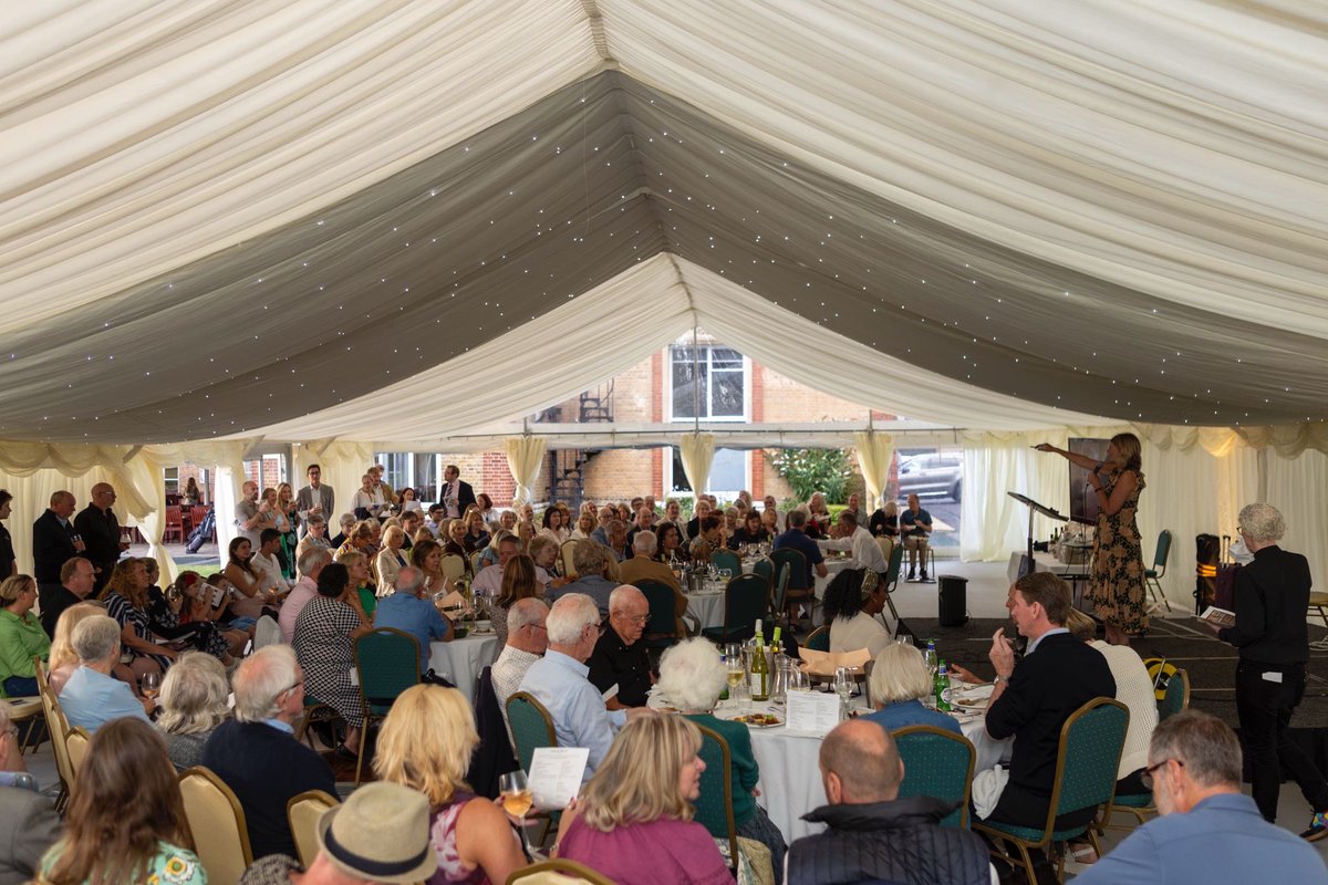 Enormous amount of fun auctioning in Chislehurst last night on@a beautiful summers evening raising lots of money for the local church  ⁦<a href="/VisitChis/">Visit Chislehurst</a> ⁦<a href="/ChisMatters/">Chislehurst Matters</a>⁩ ⁦<a href="/MikeJackBR7/">Mike Jack</a>⁩ ⁦<a href="/AlisonStammers/">Alison Stammers</a>⁩