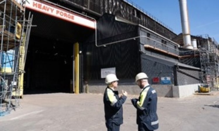 İngiliz çelik üreticileri AB pazarına gümrüksüz erişim hakkını yeniden kazandı

İngiltere’nin çelik üreticileri, bugün itibarıyla (1 Ağustos), Avrupa Birliği’ne önemli çelik ürünlerini gümrük vergisi ödemeden ihraç etme hakkını yeniden kazandı.

olaygazete.co.uk/ekonomi-ticare…