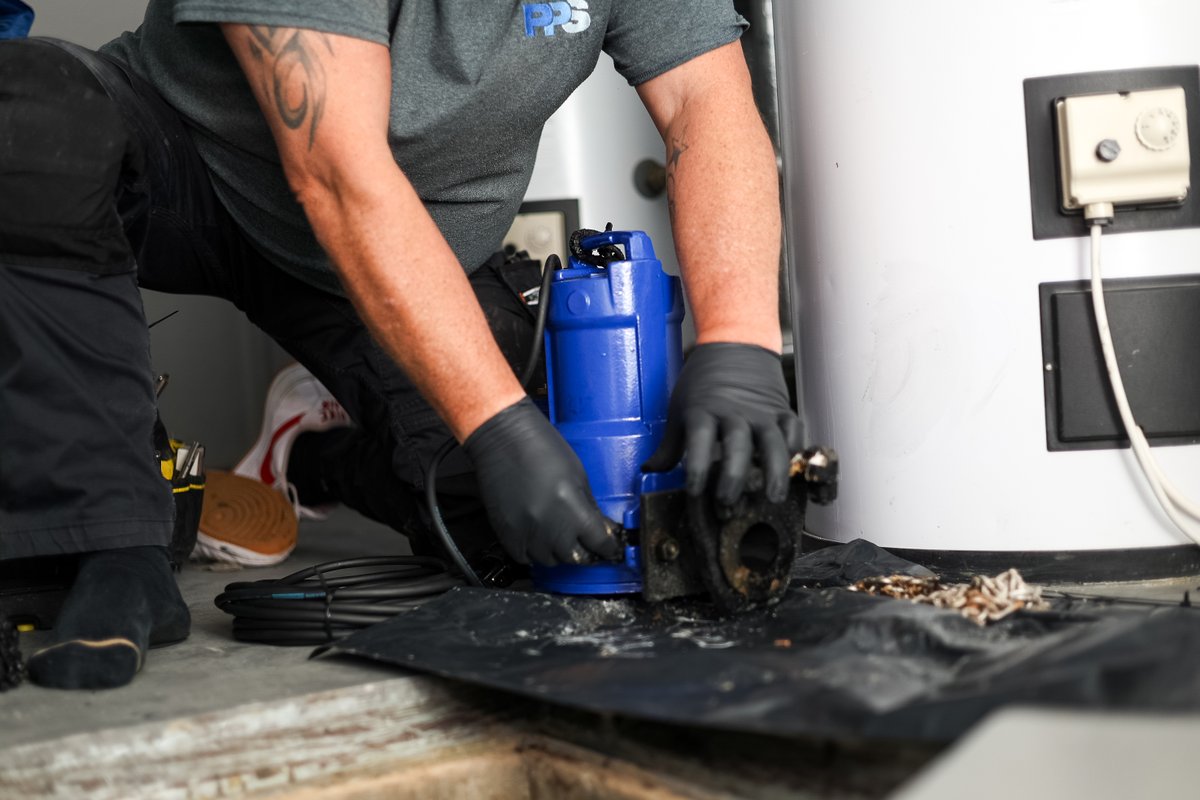 ppsgroupuk's tweet image. The hidden cost of skipping pump maintenance?

Flood damage = £30K+
Emergency call-outs = 3–5x more than routine checks
Pump replacement = £££

Annual servicing saves money and stress.

Book now: ppspumps.com/aftercare/book…

#PumpMaintenance #PPSInsights #HomeProtection #Technology