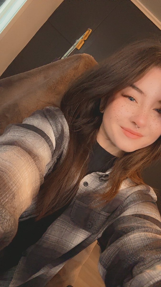 Playing bingus so wrong but first - packages? 👀

twitch.tv/atirel