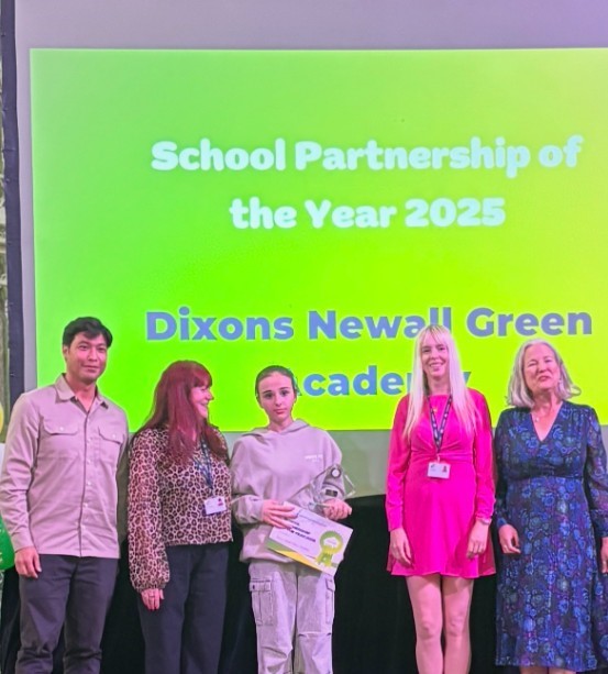 Dixons Academies Trust (@dixonsacademies) on Twitter photo 🎉 Huge congrats to <a href="/DixonsNGA/">Dixons Newall Green Academy</a> who have been named <a href="/Power2org/">Power2</a>'s School Partnership of the Year 2025, a fantastic recognition of the impact <a href="/DixonsNGA/">Dixons Newall Green Academy</a> and <a href="/Power2org/">Power2</a> are making together! Read more: dixonsng.com/news/dixons-ne…💚
#Power2 #MentoringMatters 🎉 Huge congrats to <a href="/DixonsNGA/">Dixons Newall Green Academy</a> who have been named <a href="/Power2org/">Power2</a>'s School Partnership of the Year 2025, a fantastic recognition of the impact <a href="/DixonsNGA/">Dixons Newall Green Academy</a> and <a href="/Power2org/">Power2</a> are making together! Read more: dixonsng.com/news/dixons-ne…💚
#Power2 #MentoringMatters