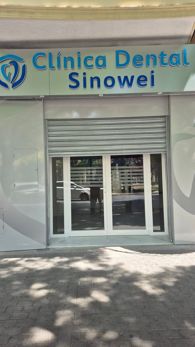 Avui inauguren la primera clínica dental xinesa de Palma.