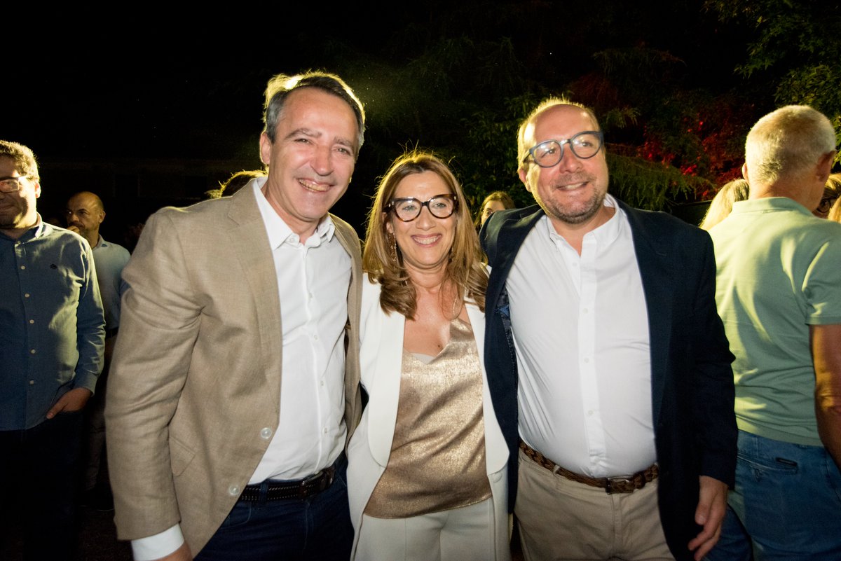 Sérgio Humberto (@sergiohumberto_) on Twitter photo Estive presente na Apresentação Oficial da Candidatura Autárquica à Presidência da Câmara Municipal de Vila do Conde.
Felicito a minha amiga Luísa Maia, Cabeça de Lista desta Coligação, pela postura lutadora e guerreira que sempre demonstrou.
<a href="/ppdpsd/">PSD</a> <a href="/PSDPorto/">PSD Porto</a> <a href="/PSDViladoConde/">PSD Vila do Conde</a> Estive presente na Apresentação Oficial da Candidatura Autárquica à Presidência da Câmara Municipal de Vila do Conde.
Felicito a minha amiga Luísa Maia, Cabeça de Lista desta Coligação, pela postura lutadora e guerreira que sempre demonstrou.
<a href="/ppdpsd/">PSD</a> <a href="/PSDPorto/">PSD Porto</a> <a href="/PSDViladoConde/">PSD Vila do Conde</a>