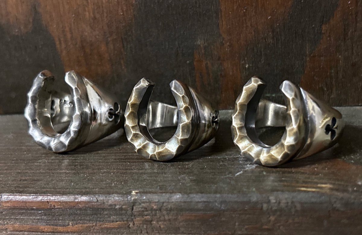 SILLY ESSENCE united jewelry バングル 双頭の鷲 SILLY ESSENCE united jewelry バングル 双頭の鷲 シルバー