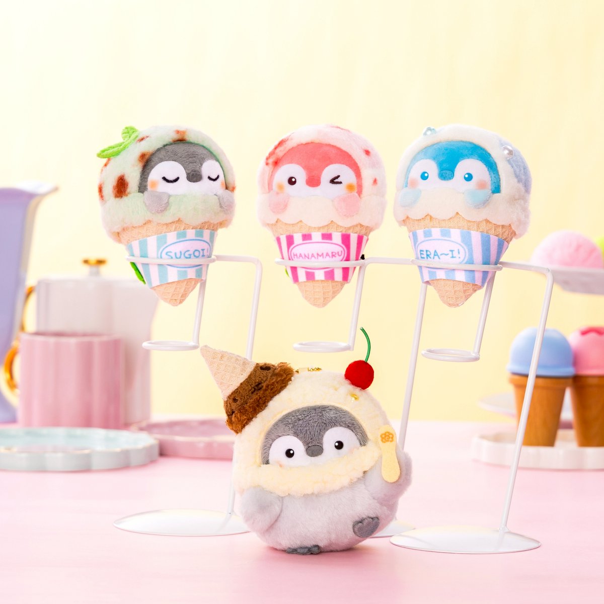 🍨8月8日 新発売🍨 『コーンアイスマスコット』 （ラムネ入りソーダ