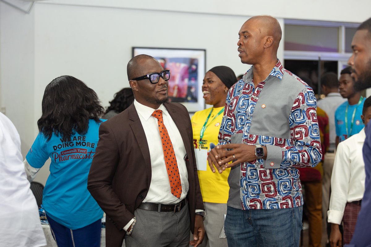 paullowa's tweet image. CPPA is #PSGH's largest constituency and what matters to them matters to all of us. I recently joined in their Month celebration at the British Council Hall. The dedication and innovation I witnessed reminded me of why community pharmacists are the backbone of Ghana's healthcare.