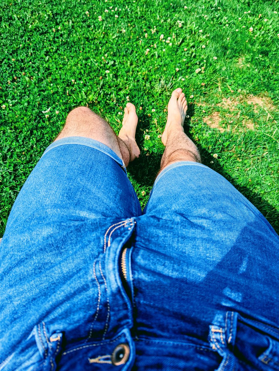 Wah, ici c'est mort depuis qu'il n'y a plus de contenu d'une certaine catégorie ! 🔞
Allez, viens nous rejoindre là où le ciel est bleu !
🦋 gaypr0n.link/N3kHBmmv