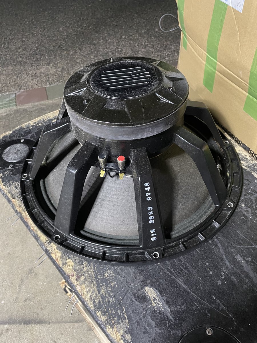 EVX-180欲しい人いますか
1発のみ　3万