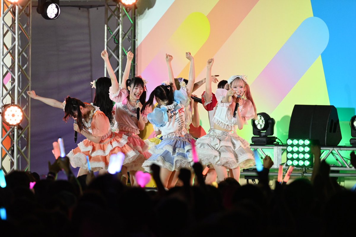 tokyoidolnet's tweet photo. HOTSTAGEではいぎなり東北産さん！途中音響トラブルがありましたが、アカペラでつないで「天下一品 ～みちのく革命～」を歌いきりました！
#TIF2025 https://t.co/pHOGdNMkLT