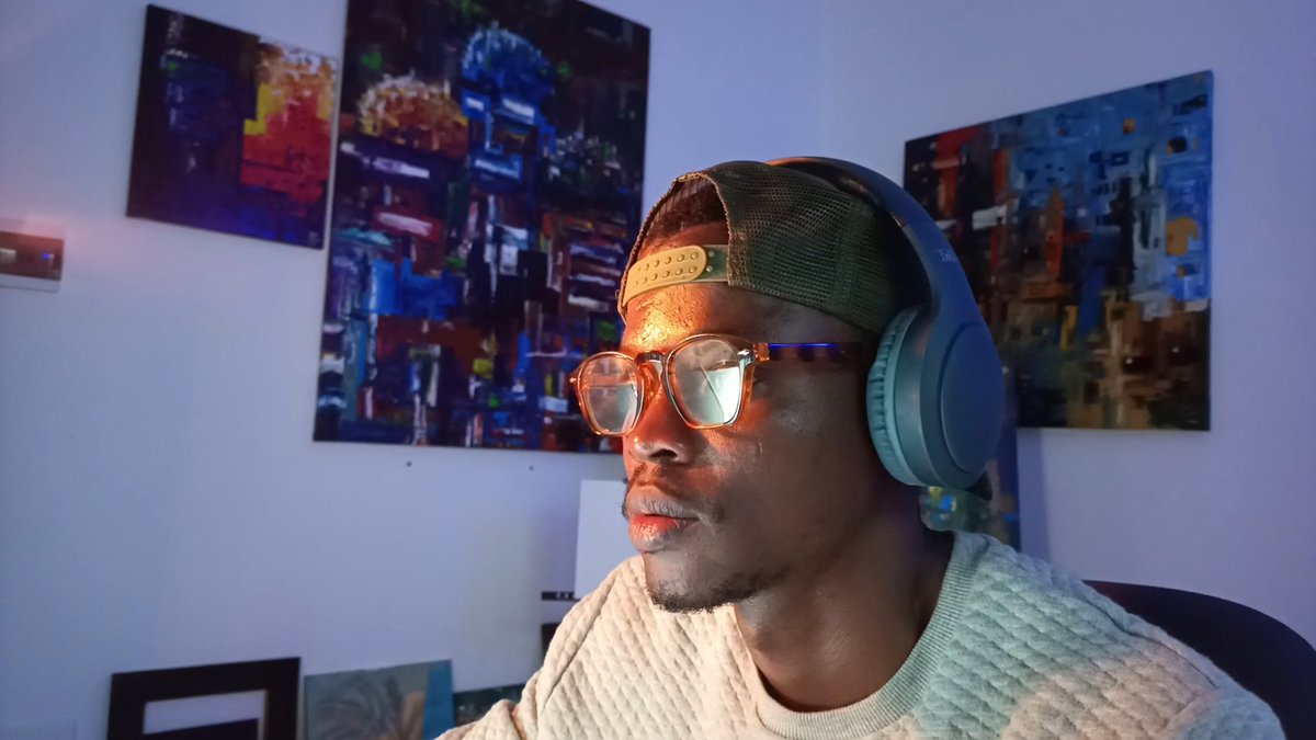 Chaque jour ,mon cœur chérit ces couleurs et cette partie.
Et il en sera ainsi jusqu'à mon dernier souffle.🇧🇯❤️
 Joyeuse 65 ans d'indépendance à tout les béninois(es) qui partagent cet même amour.