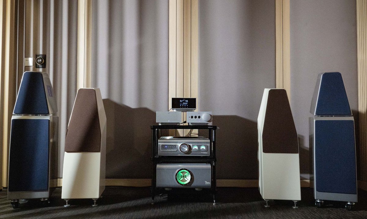 We’re delighted that <a href="/dubaiaudio/">Dubai Audio</a> are now an authorised retailer of all dCS products including  the #dCSLina series &amp; our new flagship, #dCSVarèse...

Visit dubaiaudio.com to learn more and speak with a Dubai Audio specialist.

#audiophile #dubai