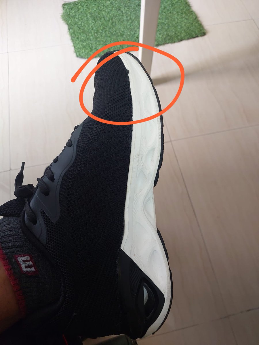 PrikshitBhimra's tweet photo. @RedTapeindia 
Why we are keeping such store manages whos responsibility is only to harass customers !! sold defected piece first now making multiple excuses to exchange even before 24hours . Denied to get escalation matrix !! Customer helpline no one responds! Whom to reach ? https://t.co/s3OKvHJW6L