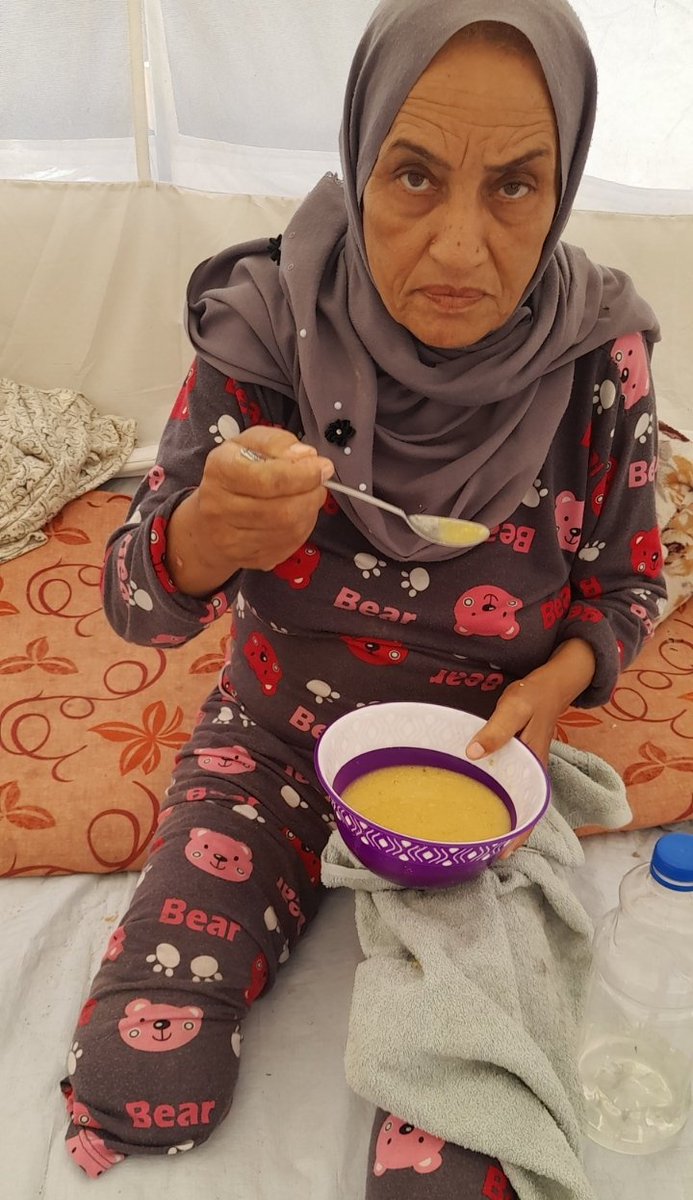 Olive 🌿 (@oliveegirl) on Twitter photo For the beautiful mother, Suhair!
Link: chuffed.org/project/129339…
Help her <a href="/Suher_al_gool/">Suhair Al-Ghoul from Gaza 💔</a> For the beautiful mother, Suhair!
Link: chuffed.org/project/129339…
Help her <a href="/Suher_al_gool/">Suhair Al-Ghoul from Gaza 💔</a>