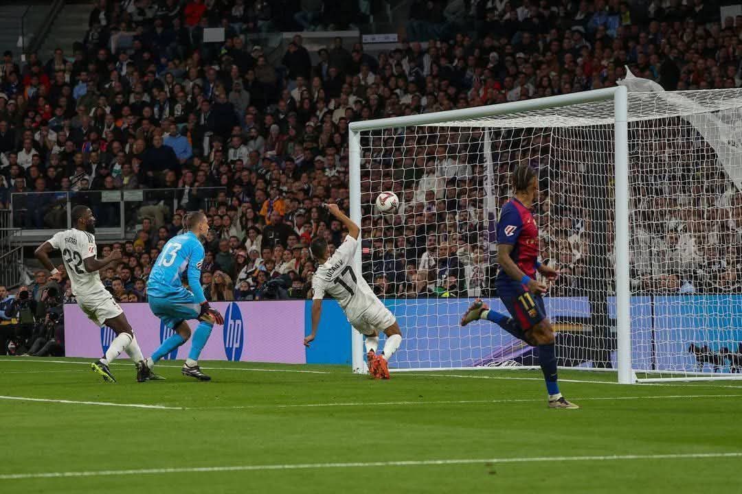 والله ياهي صوره ايقونيه 🥶