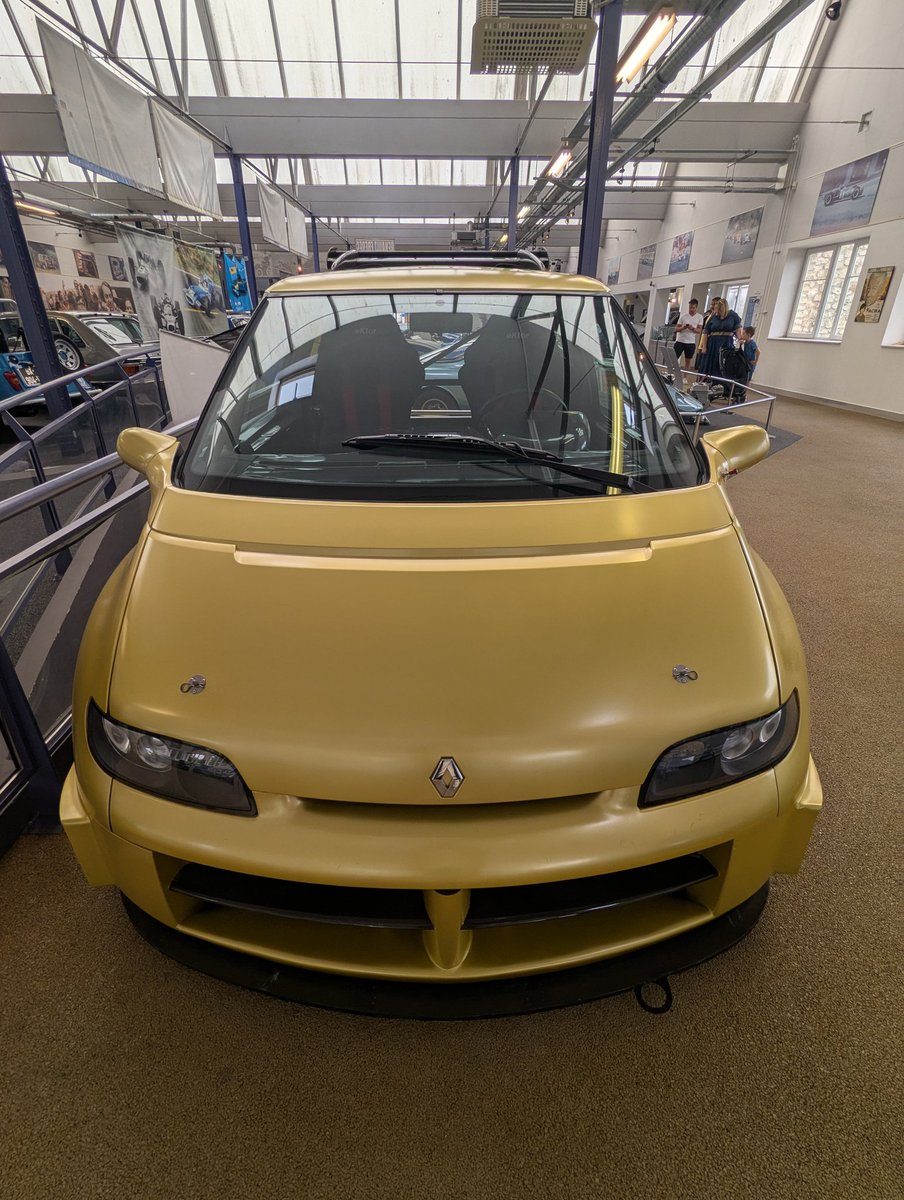 Tom Willaert tweet media