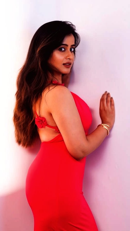 GxQuEJHaIAIrO6r?format=jpg&name=900x900