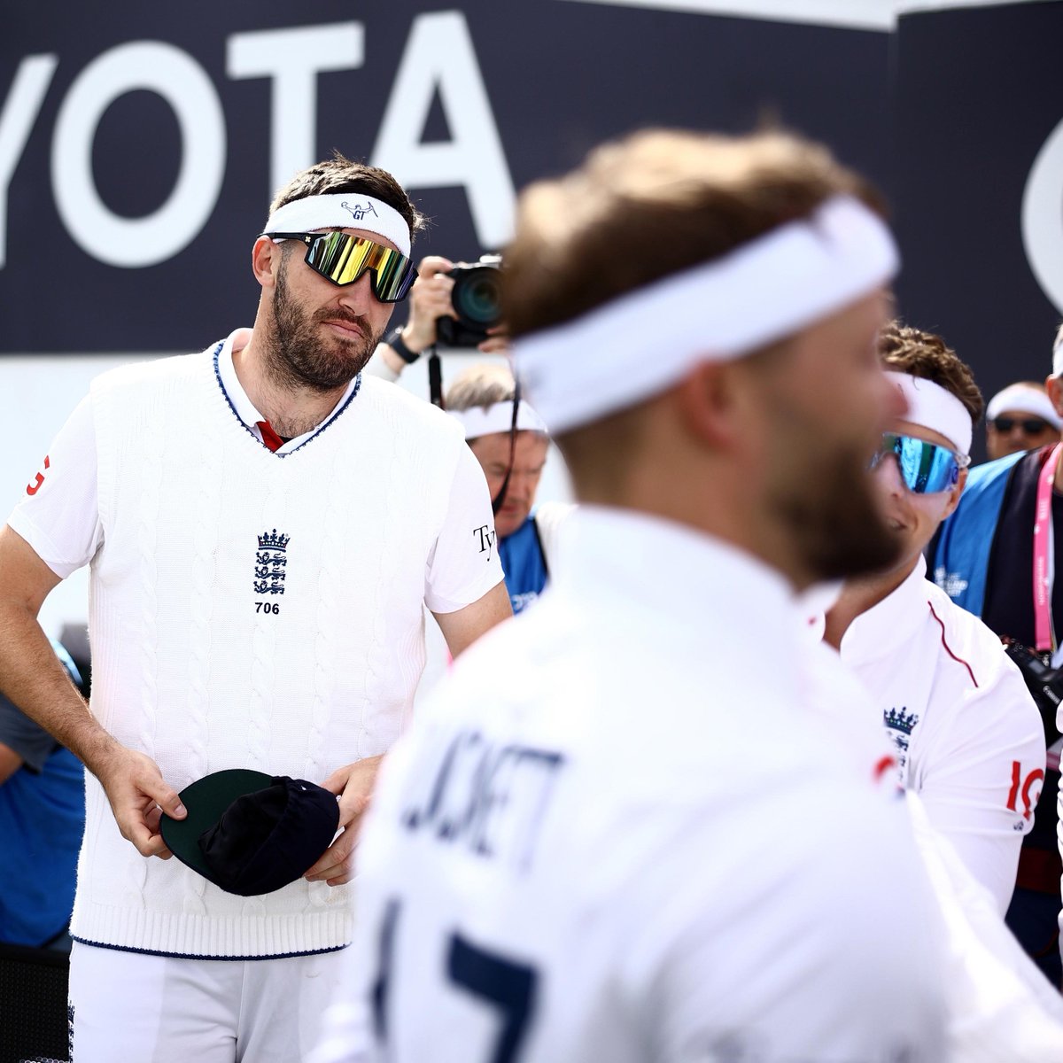 For Thorpey ❤️

Show your support for the great man and for <a href="/MindCharity/">Mind</a> and get your hands on 'A Day for Thorpey' headband in ground or here: shop.mind.org.uk/products/thorp…

🤎 | #SurreyCricket