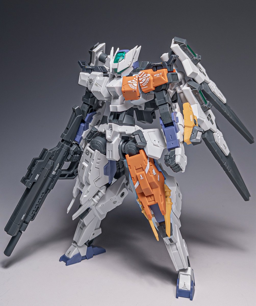 nekoashikombu's tweet image. 【イグライト01 ソードブレイカー装備】

マクシオン軍の無線兵器に対抗して開発された新型武装を搭載するイグライト01の技術実証機。4基からなるブレードユニットが対象を迎撃、無力化する。
(1/2)
#MIX30MLコンテスト