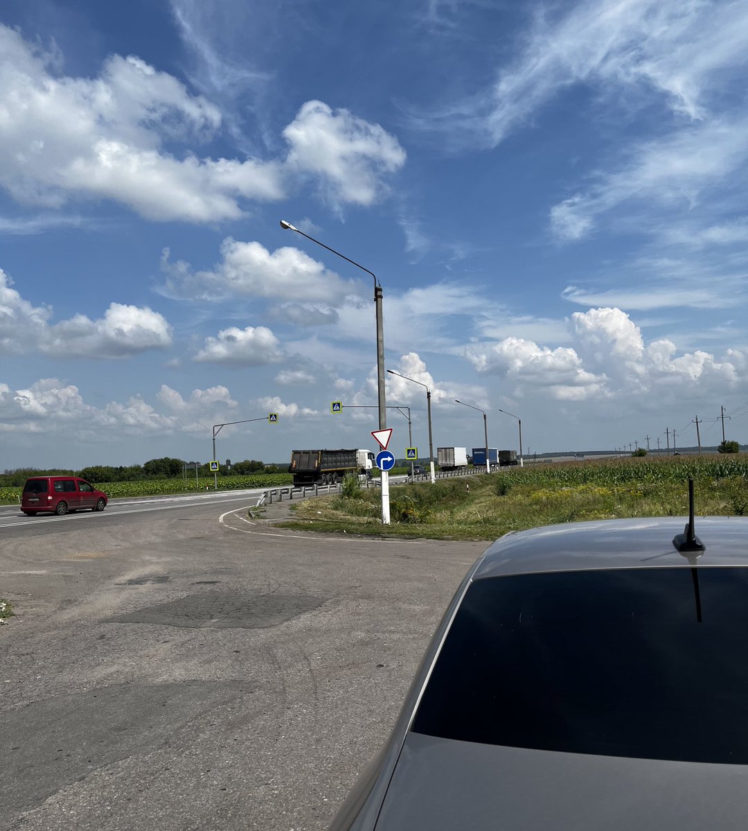 proof of travel

today at 9 o'clock in the morning i went to another city. today i need to get there, take care of some things and go back home.

330 kilometers one way and back (660 km). have a nice day my provers.

gprove.