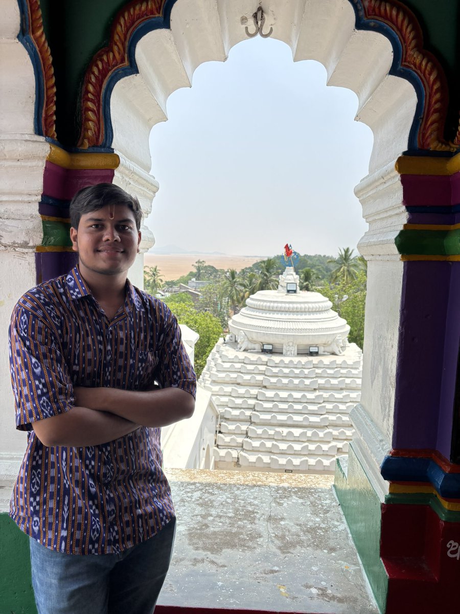 _deepakmallik_'s tweet image. ଜୁହାର 🙏

ସମ୍ବଲପୁରୀ ଦିନ୍ ର ଗୁର୍ଦୁଟେ ଶୁଭେଚ୍ଛା ଆର୍ ଅଭିନନ୍ଦନ। 

ଜୟ ମାଁ ସମଲେଇ 🌸

#SambalpuriDay #SambalpuriDin #Sambalpur