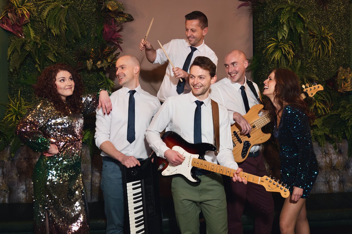 Func On The Rocks tweet media