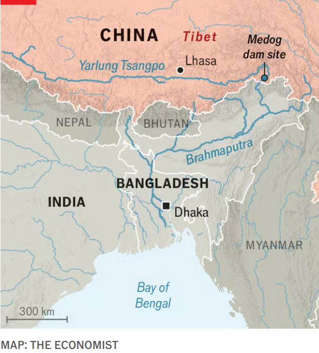 Frank_Stones's tweet photo. 🌊🇨🇳China started the construction of the #Medog dam, the world's largest hydropower project, in the #Tibet province. 
⚔️The project promises to accelerate green energy expansion but it deepens water tensions with🇮🇳India and🇧🇩Bangladesh.

Free to read
https://t.co/IYUxp6q25K https://t.co/Gv8SHEtsRf