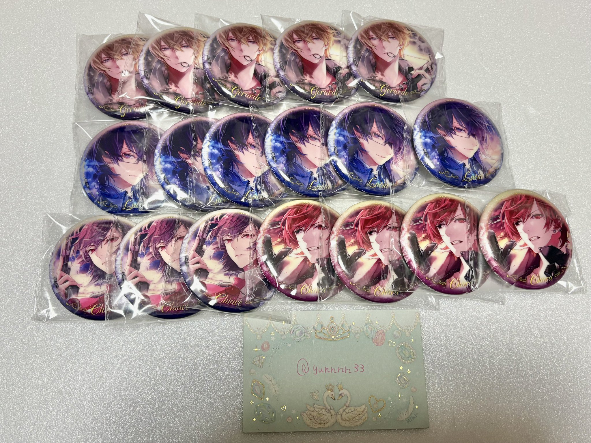 クリミナーレ ネロ 缶バッジ 当選品 ホロ ゆに on X: 