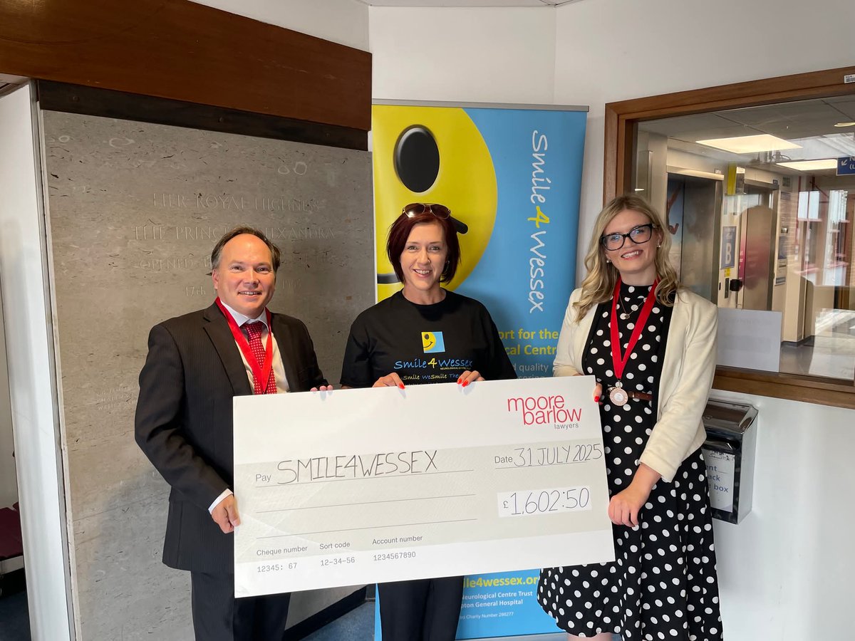 It was a pleasure to welcome <a href="/matthewclaxson/">Matthew Claxson</a> &amp; Juliette from <a href="/MBinjury/">Moore Barlow Injury</a> to the unit yesterday, where they presented us with a cheque for £1602.50 from their 25 mile challenge in June

We are truly grateful to Moore Barlow for their continued support 🙏
#wessexneuro #braininjury