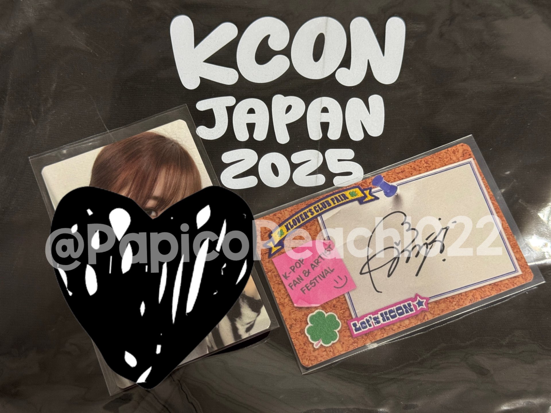 ME:I 飯田栞月　サイン　KCON MD KCON JAPAN 2024 ME:I ミーアイ 飯田栞月 KCON JAPAN 2025 サインMD 直筆 - メルカリ