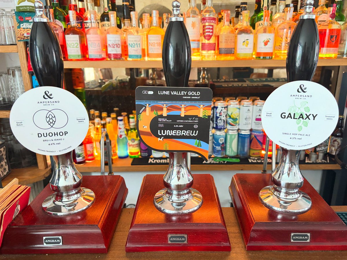 Presenting Friday Beers at The Magnet 🧲 

<a href="/AmpersandBrewCo/">Ampersand Brew Co</a> 
• Duohop (4.6%) 🌾

<a href="/Lunebrewco/">Lune Brew Co.</a> 
• Lune Valley Gold (4.2%) ⛰️ 

<a href="/AmpersandBrewCo/">Ampersand Brew Co</a> 
• Galaxy (4.3%) 🌌 

#MagnetMicropub #ColchesterPub #Colchester #ColchesterBusiness #EssexPub #MicroPub